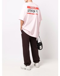 rosa T-Shirt mit einem Rundhalsausschnitt von Vetements