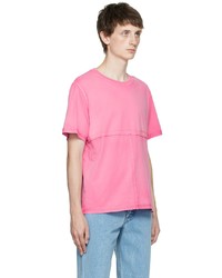rosa T-Shirt mit einem Rundhalsausschnitt von Eckhaus Latta