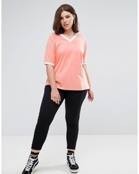 rosa T-Shirt mit einem V-Ausschnitt von Asos