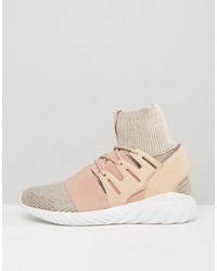 rosa Turnschuhe von adidas