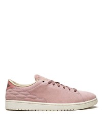 rosa Wildleder niedrige Sneakers von Jordan