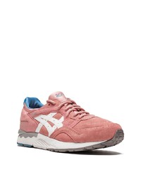 rosa Wildleder Sportschuhe von Asics