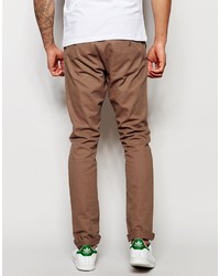 rotbraune Chinohose von Weekday