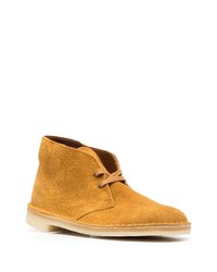 rotbraune Chukka-Stiefel aus Wildleder von Clarks Originals