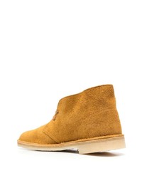 rotbraune Chukka-Stiefel aus Wildleder von Clarks Originals