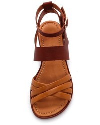 rotbraune flache Sandalen aus Leder von Chie Mihara