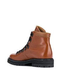 rotbraune flache Stiefel mit einer Schnürung aus Leder von Common Projects