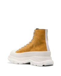 rotbraune hohe Sneakers aus Wildleder von Alexander McQueen