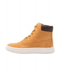 rotbraune hohe Sneakers von Timberland