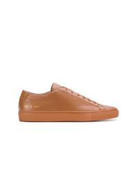 rotbraune Leder niedrige Sneakers von Common Projects