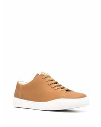 rotbraune Leder niedrige Sneakers von Camper