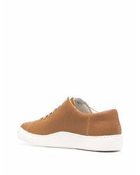 rotbraune Leder niedrige Sneakers von Camper