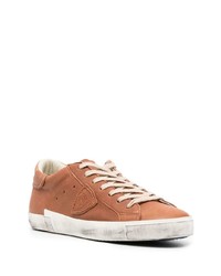 rotbraune Leder niedrige Sneakers von Philippe Model Paris