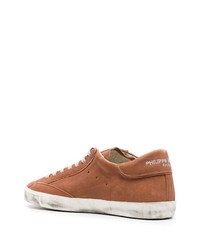 rotbraune Leder niedrige Sneakers von Philippe Model Paris