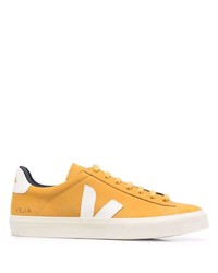 rotbraune Leder niedrige Sneakers von Veja