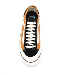 rotbraune niedrige Sneakers von Vans