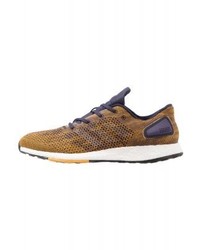 rotbraune Sportschuhe von adidas