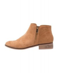 rotbraune Stiefeletten von Dorothy Perkins