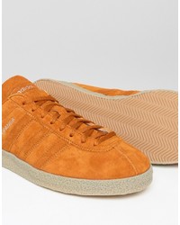 rotbraune Turnschuhe von adidas