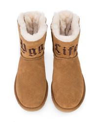 rotbraune Ugg Stiefel von Jeremy Scott