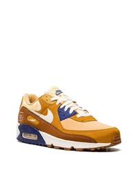 rotbraune Wildleder niedrige Sneakers von Nike