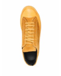 rotbraune Wildleder niedrige Sneakers von Officine Creative