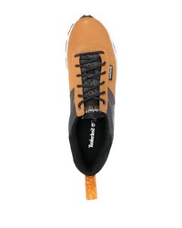 rotbraune Wildleder niedrige Sneakers von Timberland