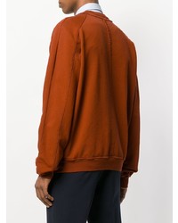 rotbrauner Pullover mit einem Rundhalsausschnitt von Haider Ackermann