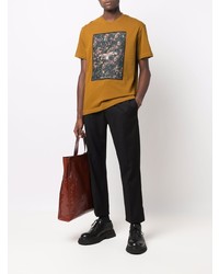 rotbraunes bedrucktes T-Shirt mit einem Rundhalsausschnitt von Emporio Armani