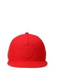 rote Baseballkappe von FC Bayern München