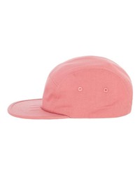 rote Baseballkappe von Roxy