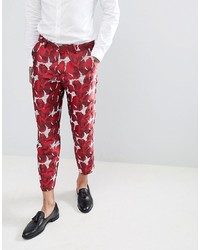rote bedruckte Chinohose