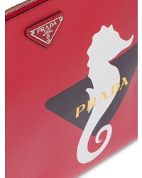 rote bedruckte Leder Clutch Handtasche von Prada