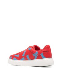 rote bedruckte Leder niedrige Sneakers von Camper