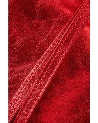 rote Clutch mit Reliefmuster von Ann Demeulemeester