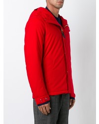 rote Daunenjacke von Woolrich