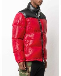 rote Daunenjacke von Moschino