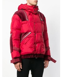 rote Daunenjacke von Sacai