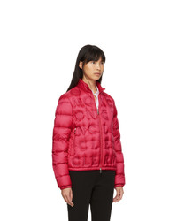 rote Daunenjacke von Moncler