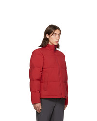 rote Daunenjacke von The Very Warm