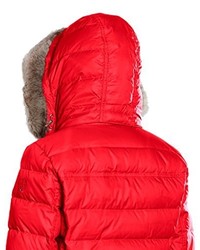 rote Daunenjacke von Tommy Hilfiger