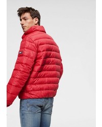 rote Daunenjacke von Tommy Jeans