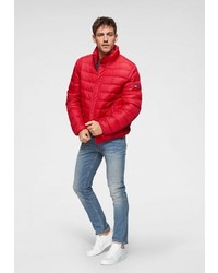 rote Daunenjacke von Tommy Jeans