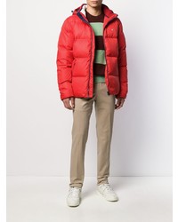 rote Daunenjacke von Tommy Jeans