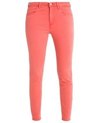 rote enge Jeans von Wrangler