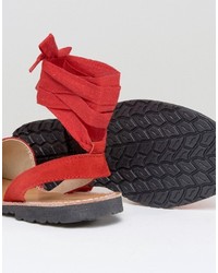 rote flache Sandalen aus Wildleder von Park Lane