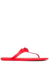 rote flache Sandalen von Versace