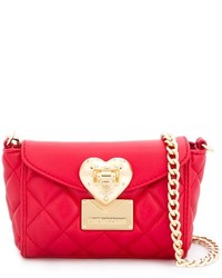 rote gesteppte Taschen von Love Moschino