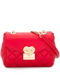 rote gesteppte Taschen von Love Moschino