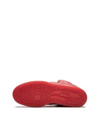 rote hohe Sneakers aus Leder mit Schlangenmuster von Nike